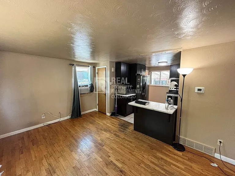 1711 Uinta St — Photo 3