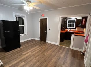 593 Plymouth Ave APT 1, Fall River, MA 02721