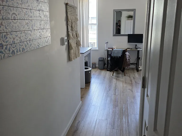 737 S 4th St #2C — Photo 9