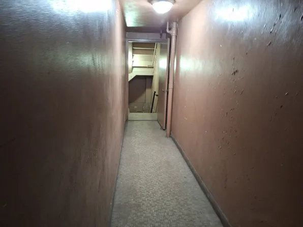 200 West 139th Street image 11 of 24