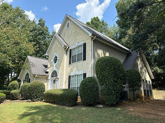 2nd image of 109 Willow Oak Ct