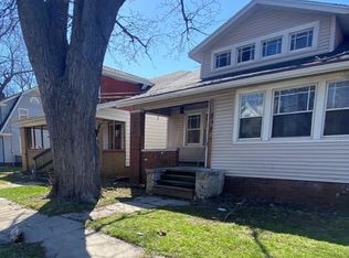 818 E McClure Ave, Peoria, IL