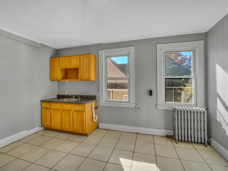 221 Willow St #2 — Photo 3