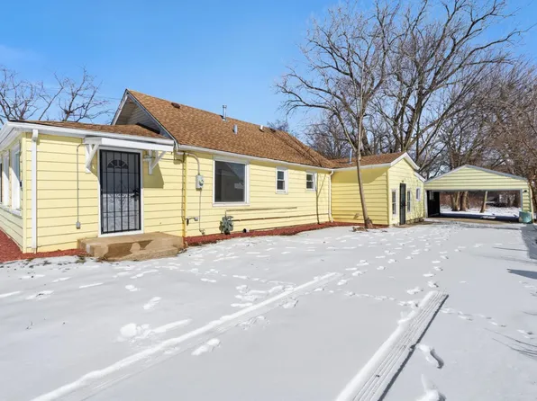 15527 Lamon Ave, Oak Forest, IL 60452