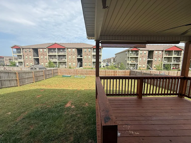 796 Lillian Grace Dr — Photo 16