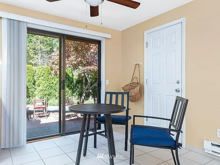 685 NW Atalanta Way #2 — Photo 7