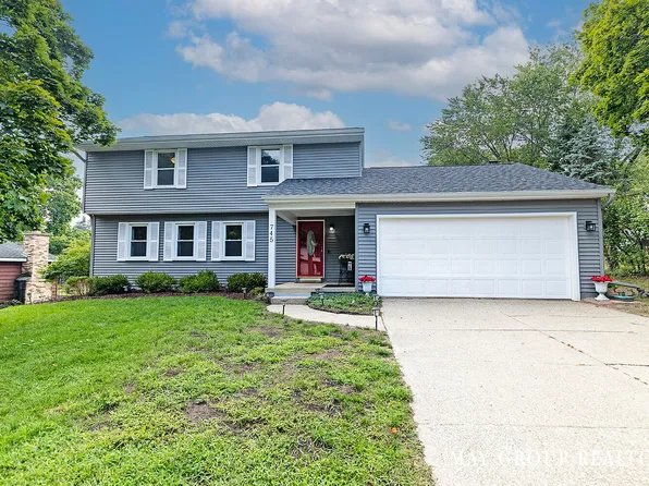 745 Adaway Ave SE, Ada, MI 49301