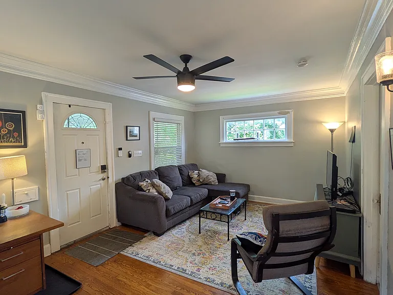5025 Tracy Ave — Photo 3