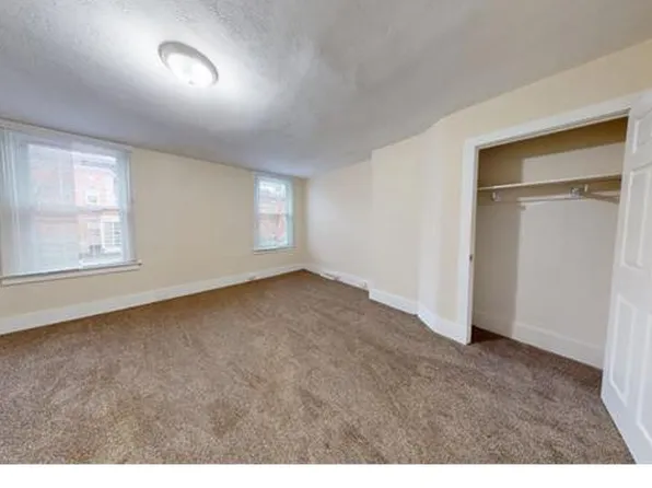 6703 Lyric St, Pittsburgh, PA 15206