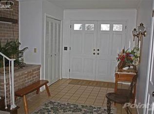 2150 Sunset Dr, Owosso, MI 48867