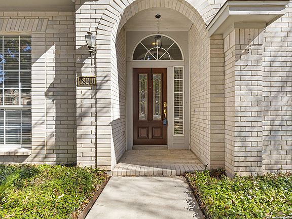 2nd image of 18210 BEARGRASS CT