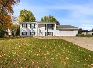 11341 Edison Rd, Osceola, IN 46561