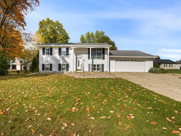 11341 Edison Rd, Osceola, IN 46561