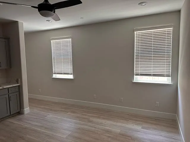 408 Meadow Bloom Ct — Photo 4