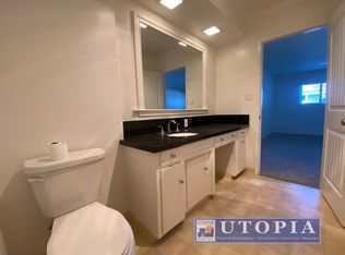 1140 E Cliff Dr #8, Santa Cruz, CA 95062