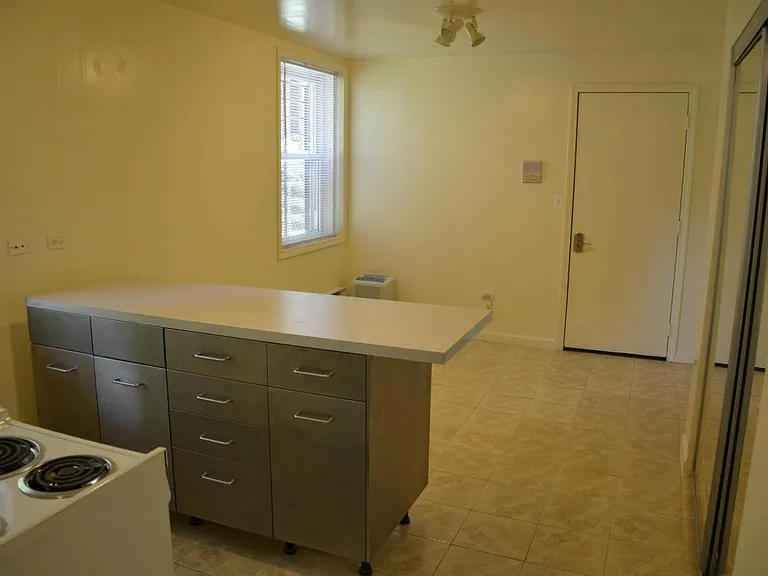 3536 W Belmont Ave #G1 — Photo 10
