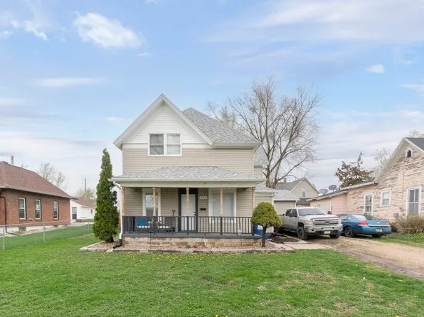 803 W Nevada St, Marshalltown, IA 50158