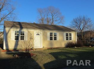 631 Sangamon Rd, Marquette Heights, IL 61554