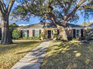 6130 Del Monte Dr, Houston, TX 77057