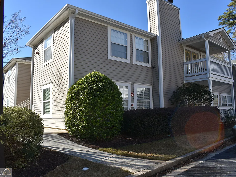 1391 Keys Crossing Dr NE