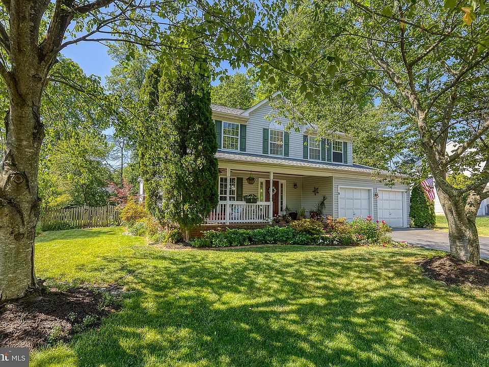 1st image of 9 Montgomery Dr