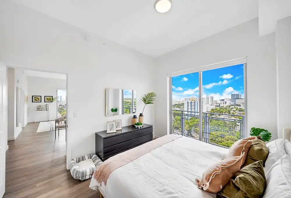 1 bed, 1.0 bath, 600 sqft, $2,100 — Photo 2