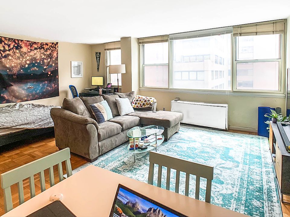 1st image of 200 E 58th St APT 8F