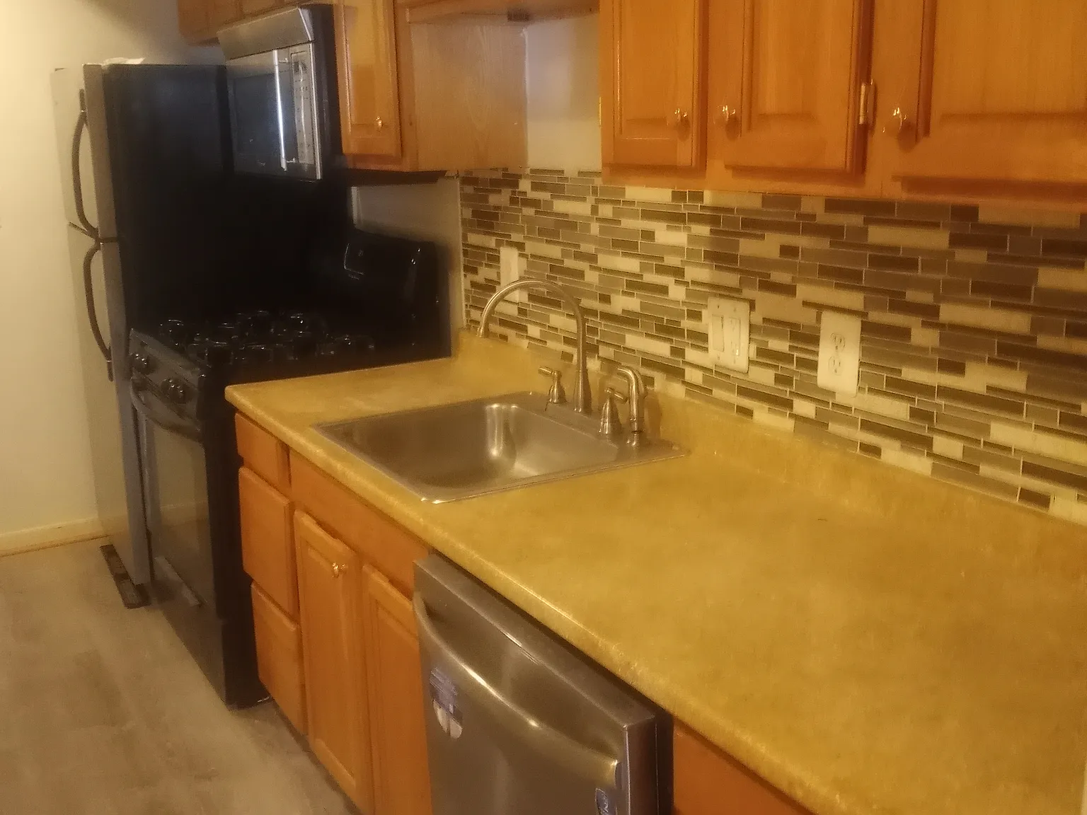 2 bed, 800 sqft, $1,850 — Photo 4