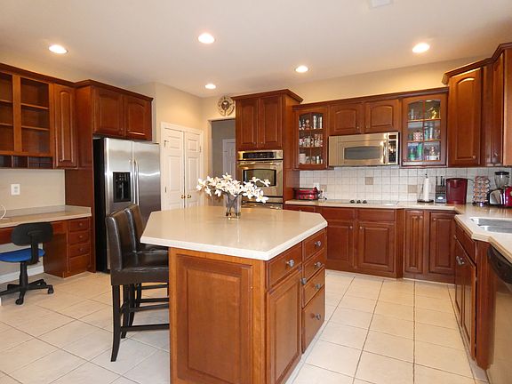 2nd image of 12036 Paper Birch Ln