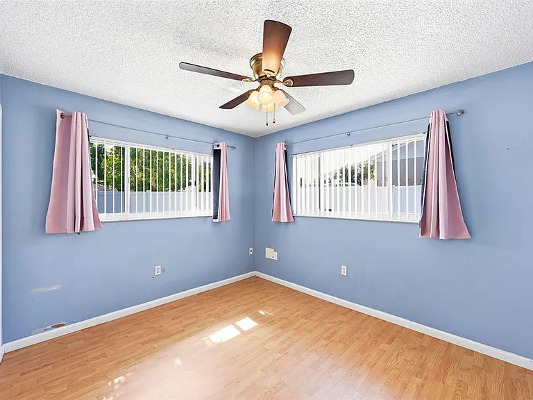 4314 Pinefield Ave — Photo 13