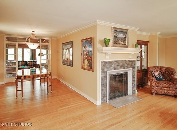 4th image of 1015 N East Ave