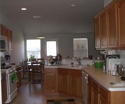 5th image of 4323 Spring Garden Dr