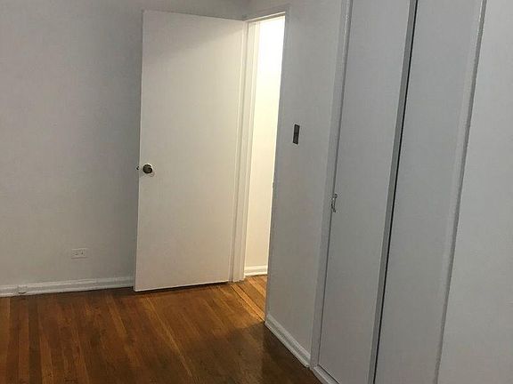 5th image of 21811 Hillside Ave APT 2B