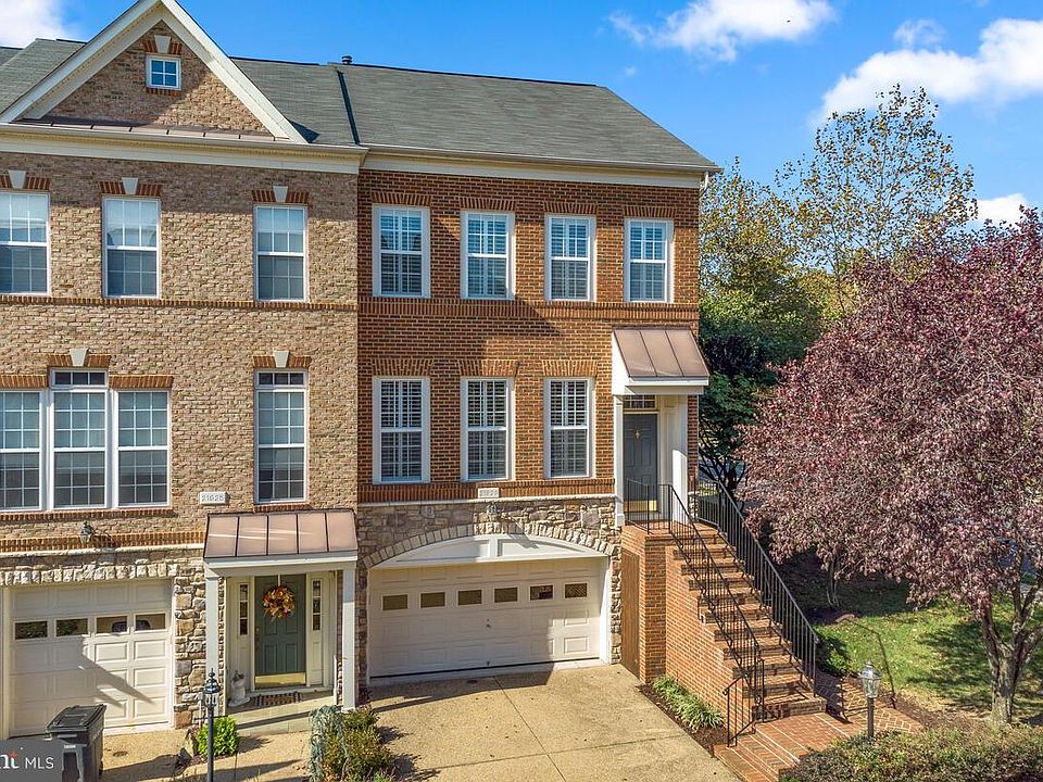 1st image of 21923 Windy Oaks Sq