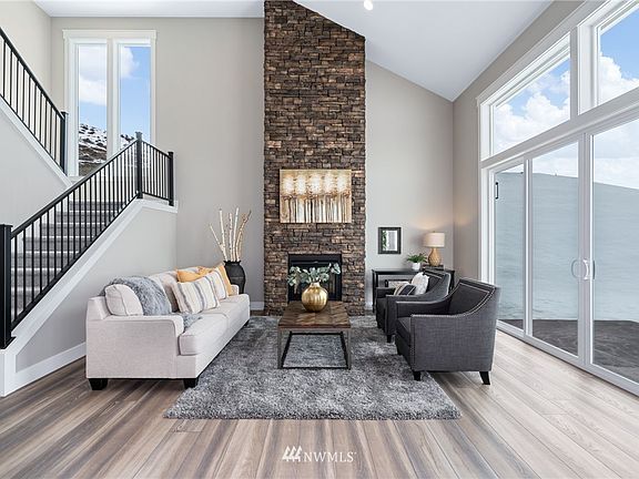 5th image of 4534 SE Colockum View Drive