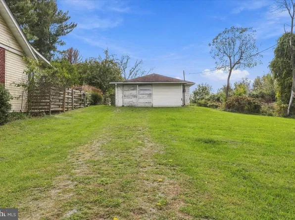 741 Sunset Ave, Hagerstown, MD 21740