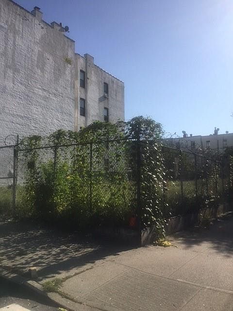 2nd image of 314 49th St