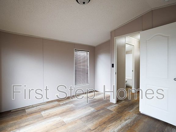 3rd image of 1114 Tres Picos St