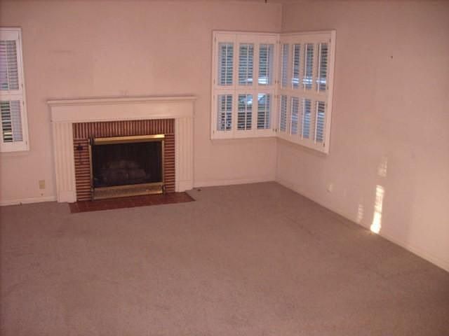 2nd image of 1000 N Vinedo Ave