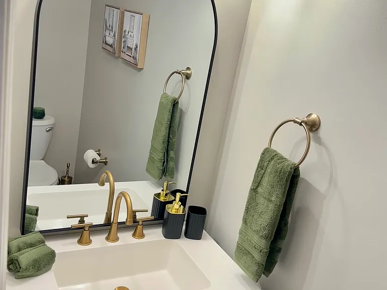 206 Moorhill Ave — Photo 18