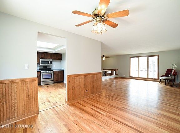 4th image of 610 Boxwood Dr
