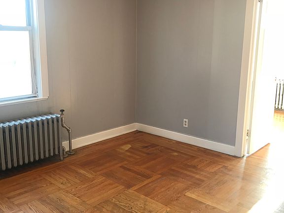 2nd image of 932 E 215th St #1