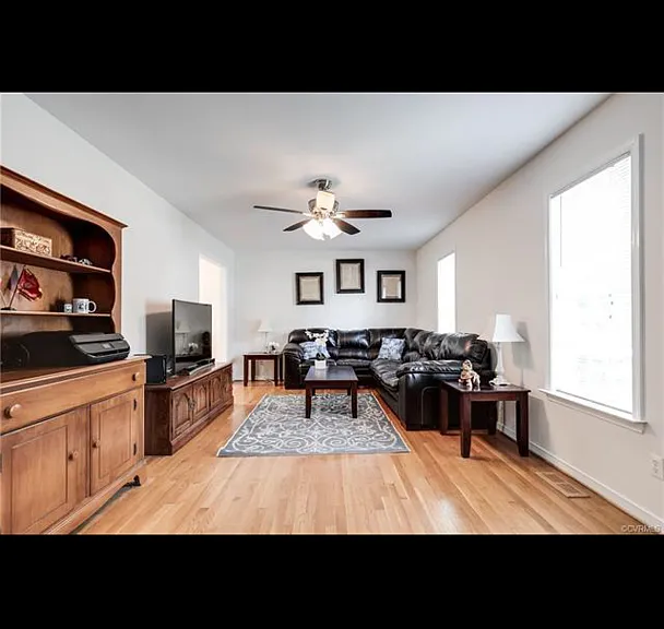 8571 Woodlake Dr — Photo 28