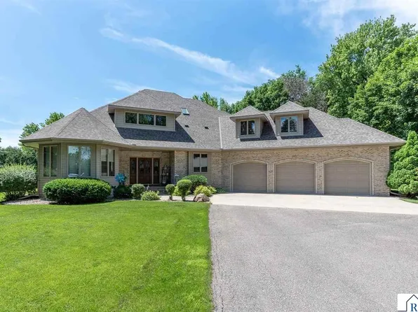 58049 227th St, Mankato, MN 56001