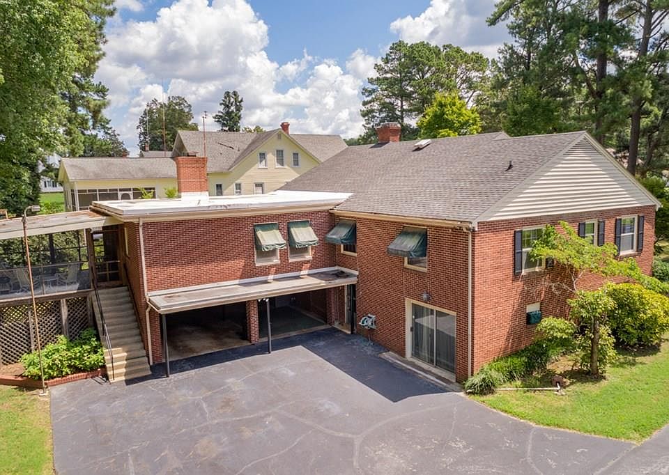 726 S Broad St, Kenbridge, VA 23944 Zillow