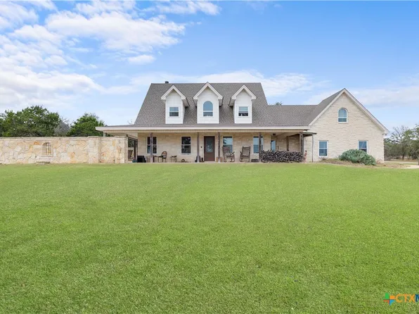 8901 Brewer Ln, Salado, TX 76571