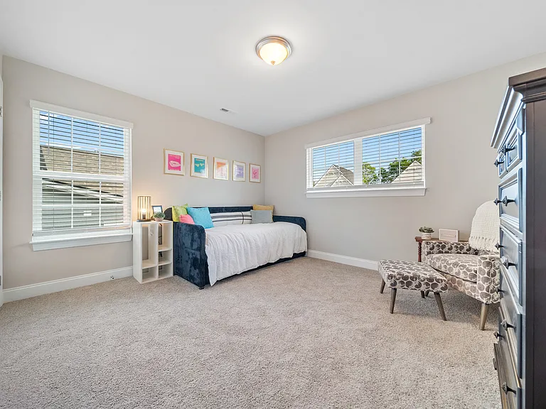 1621 Spring Berry Ln — Photo 19