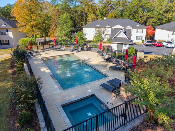 741 Lakeview Rdg APT 102
