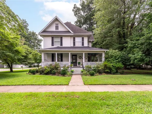 409 E Cypress St, Charleston, MO 63834