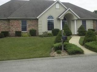 459 N Polk St, Trenton, IL